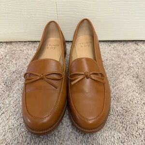 Crown & Ivy Women's Tan Loafers